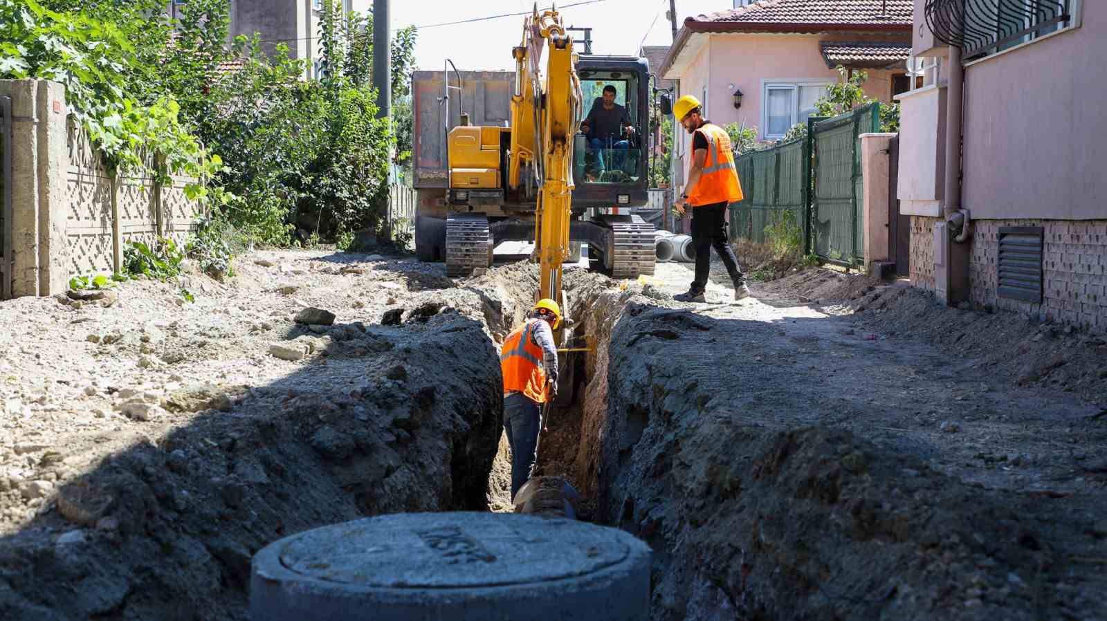 Adapazarı’nın iki mahallesine 3 bin metrelik yeni yağmursuyu hattı 