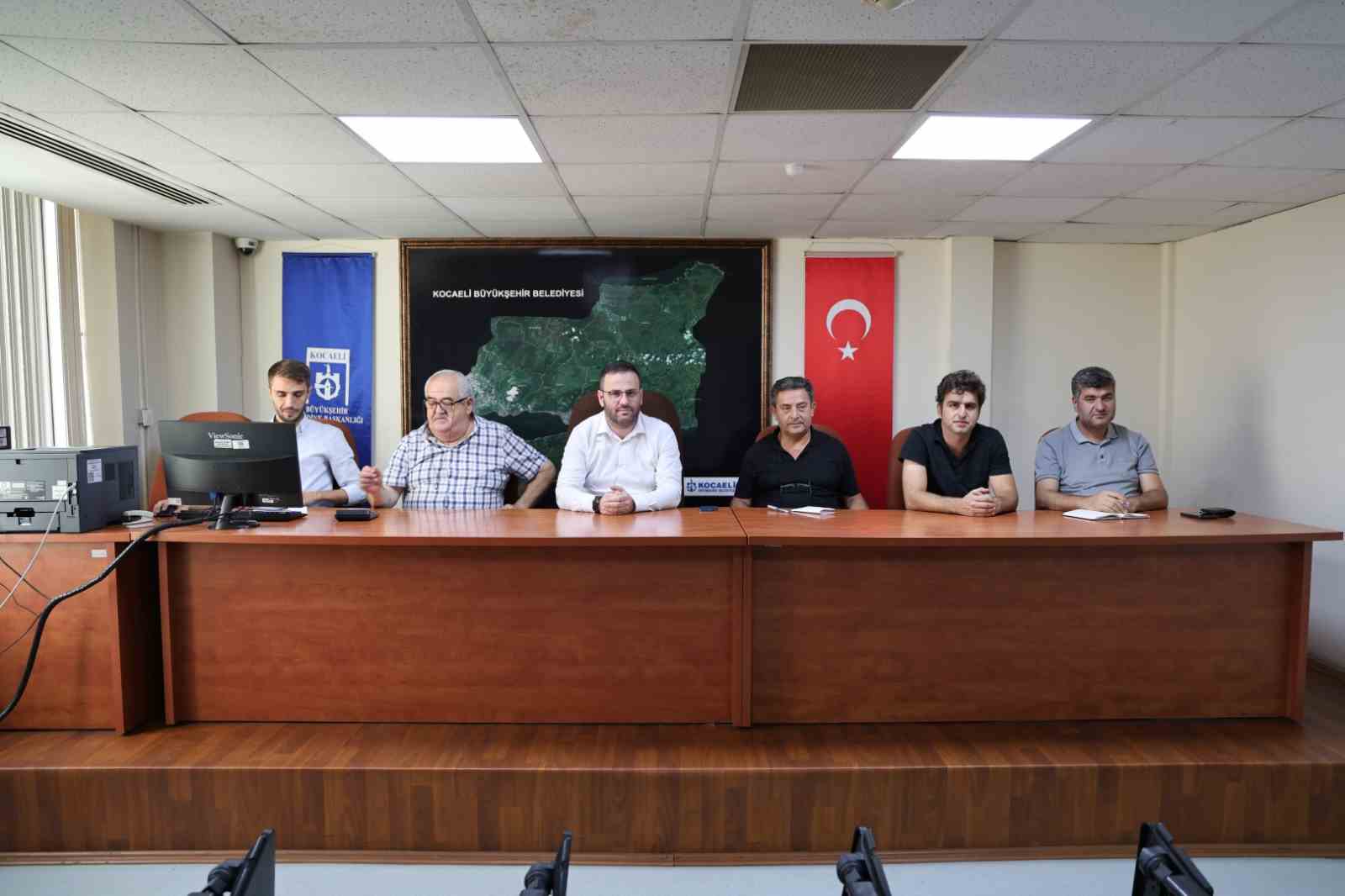Gölcük’teki D-130 kara yolu trafiğini rahatlatacak alt geçit projesinin ihalesi yapıldı 