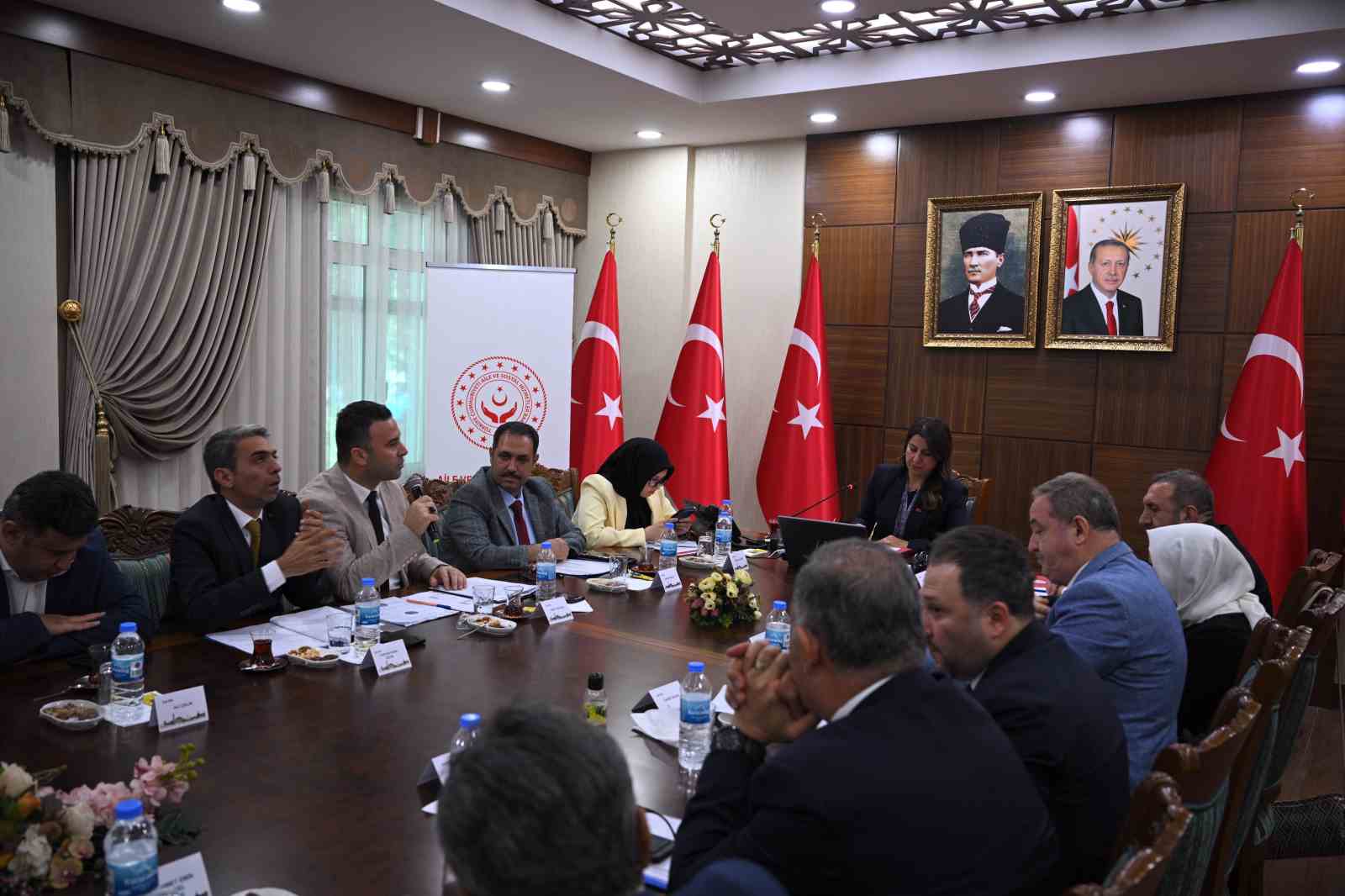 Diyarbakır’da, kadın hizmetleri bölgesel istişare toplantısı yapıldı 