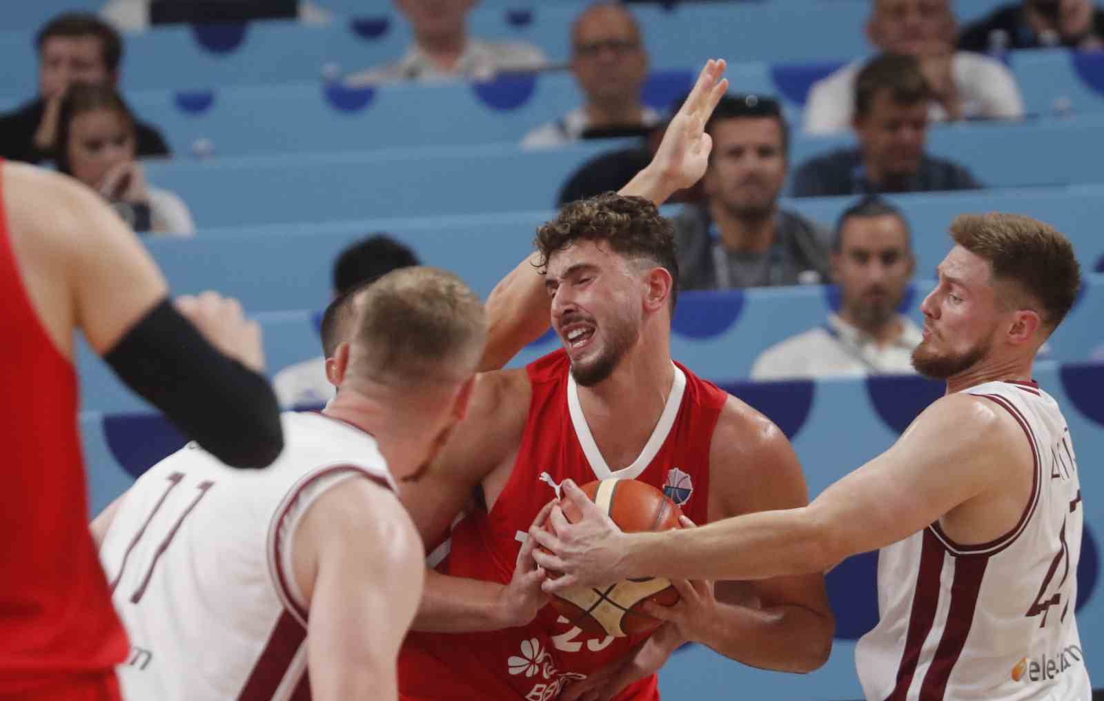 A Milli Erkek Basketbol Takımı, Avrupa Şampiyonası’na galibiyetle başladı 