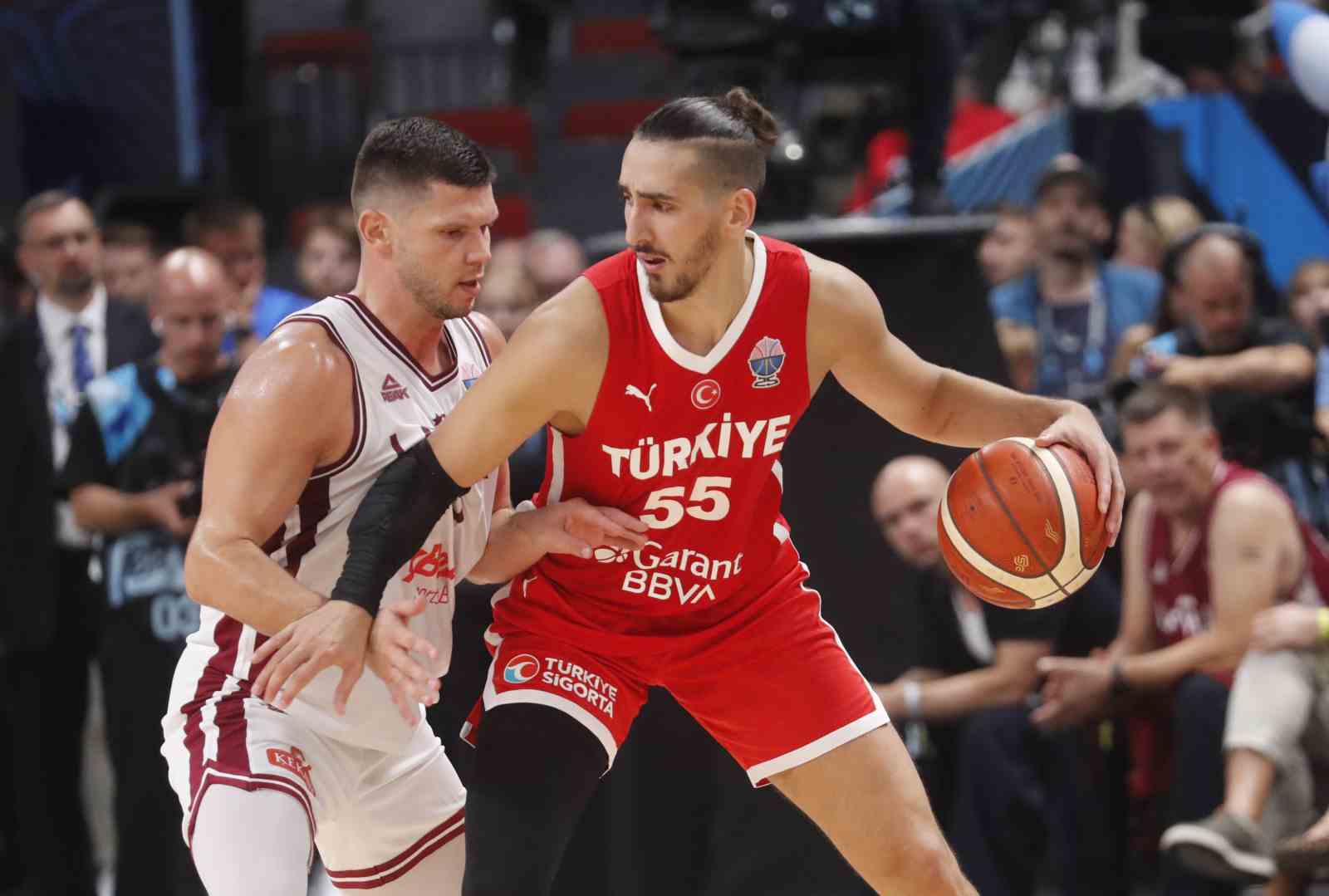 A Milli Erkek Basketbol Takımı, Avrupa Şampiyonası’na galibiyetle başladı 