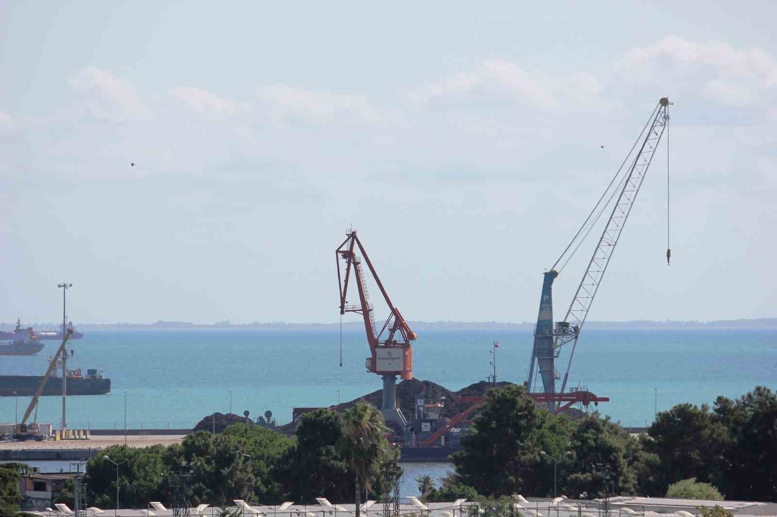 Samsun yılın ilk 7 ayında 93,5 milyon dolar dış ticaret fazlası verdi 