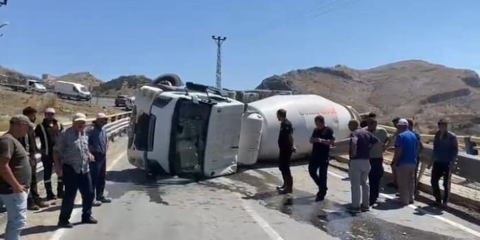 Malatya’da beton mikseri devrildi: 1 yaralı