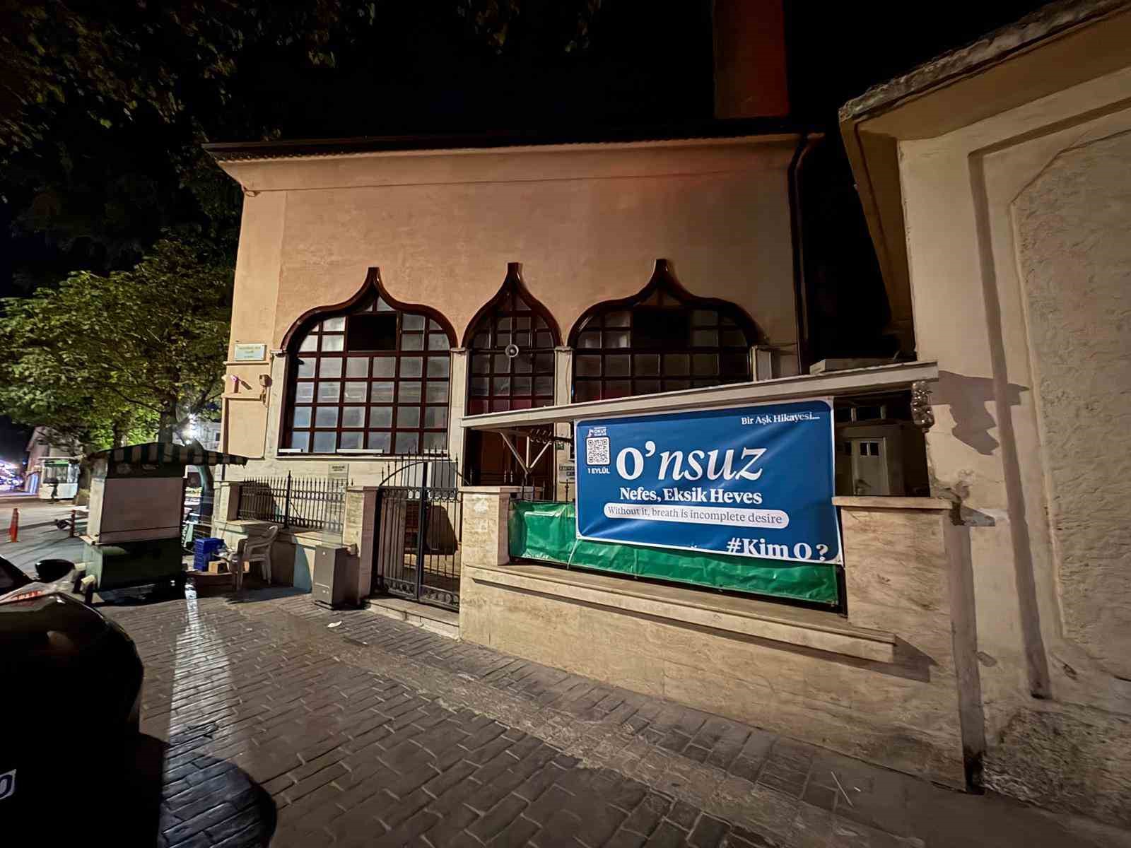Bursa’da merak uyandıran pankartlar: 