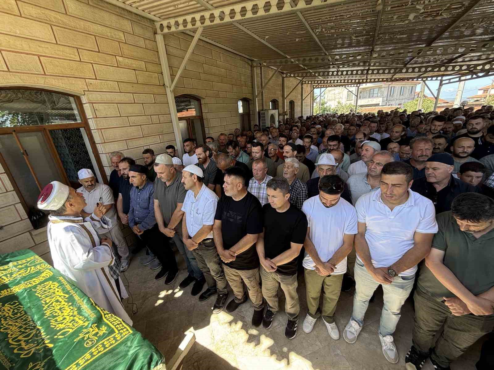 Türkiye Gazetesi’nin acı kaybı: Sakarya Büro Müdürü son yolculuğuna uğurlandı 