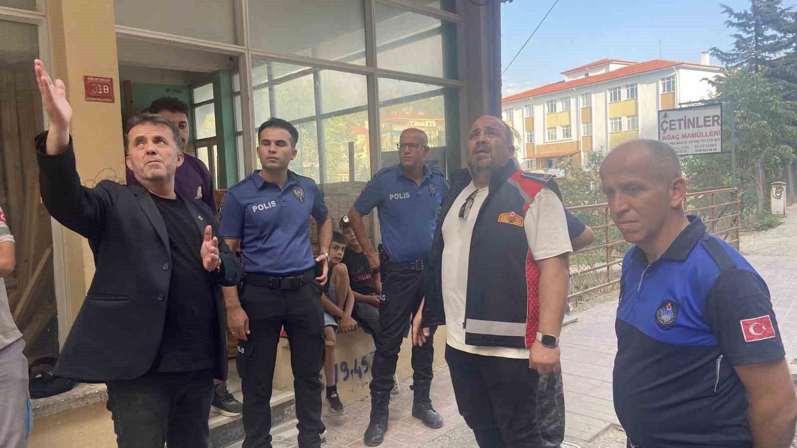 Türkeli’de apartman dairesinde yangın 