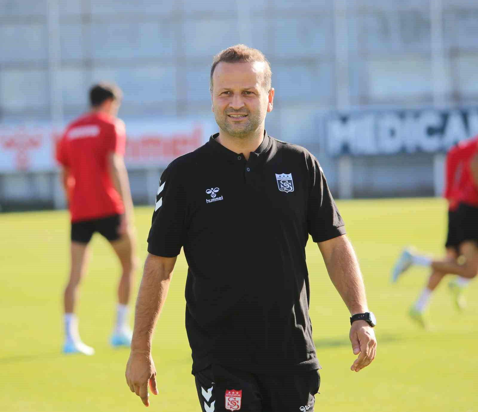 Osman Zeki Korkmaz: 
