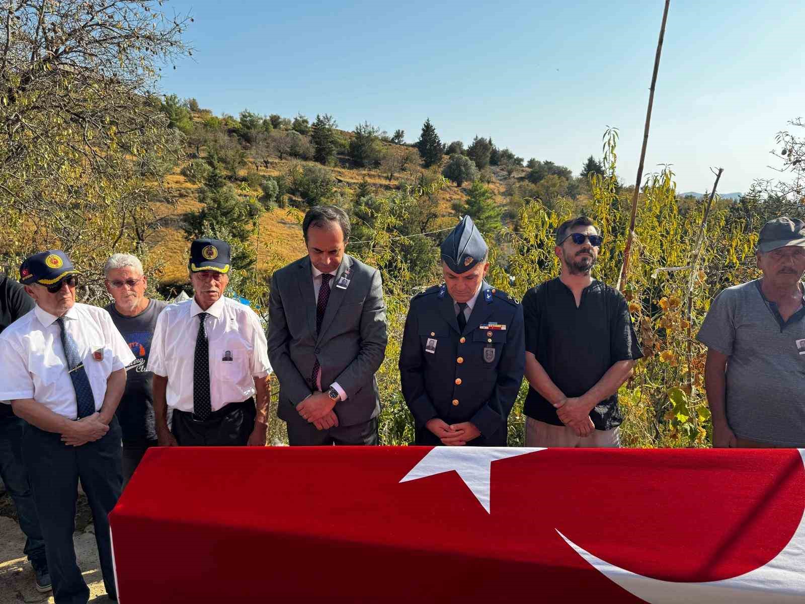 Kıbrıs Gazisi Datça’da toprağa verildi 