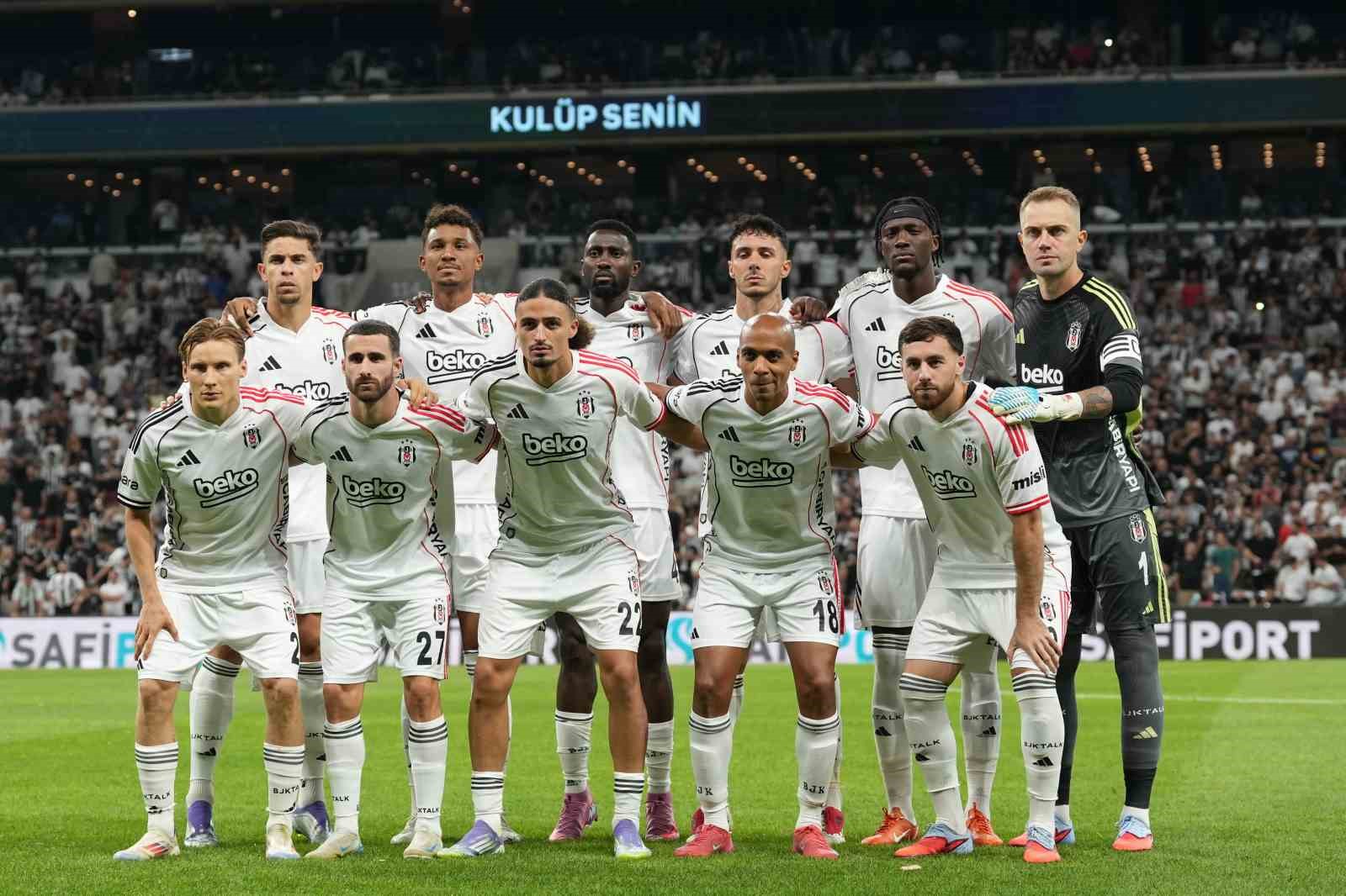 Solskjaer’den 3 değişiklik 