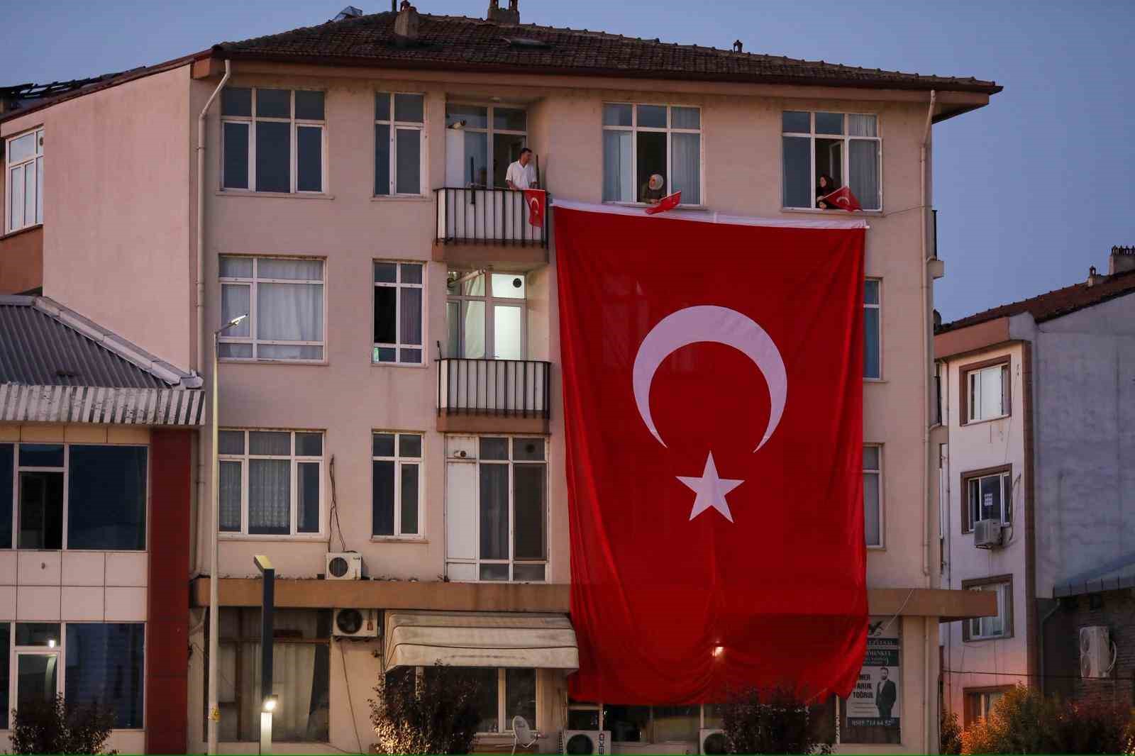 Düzcelilere 30 Ağustos sürprizi 