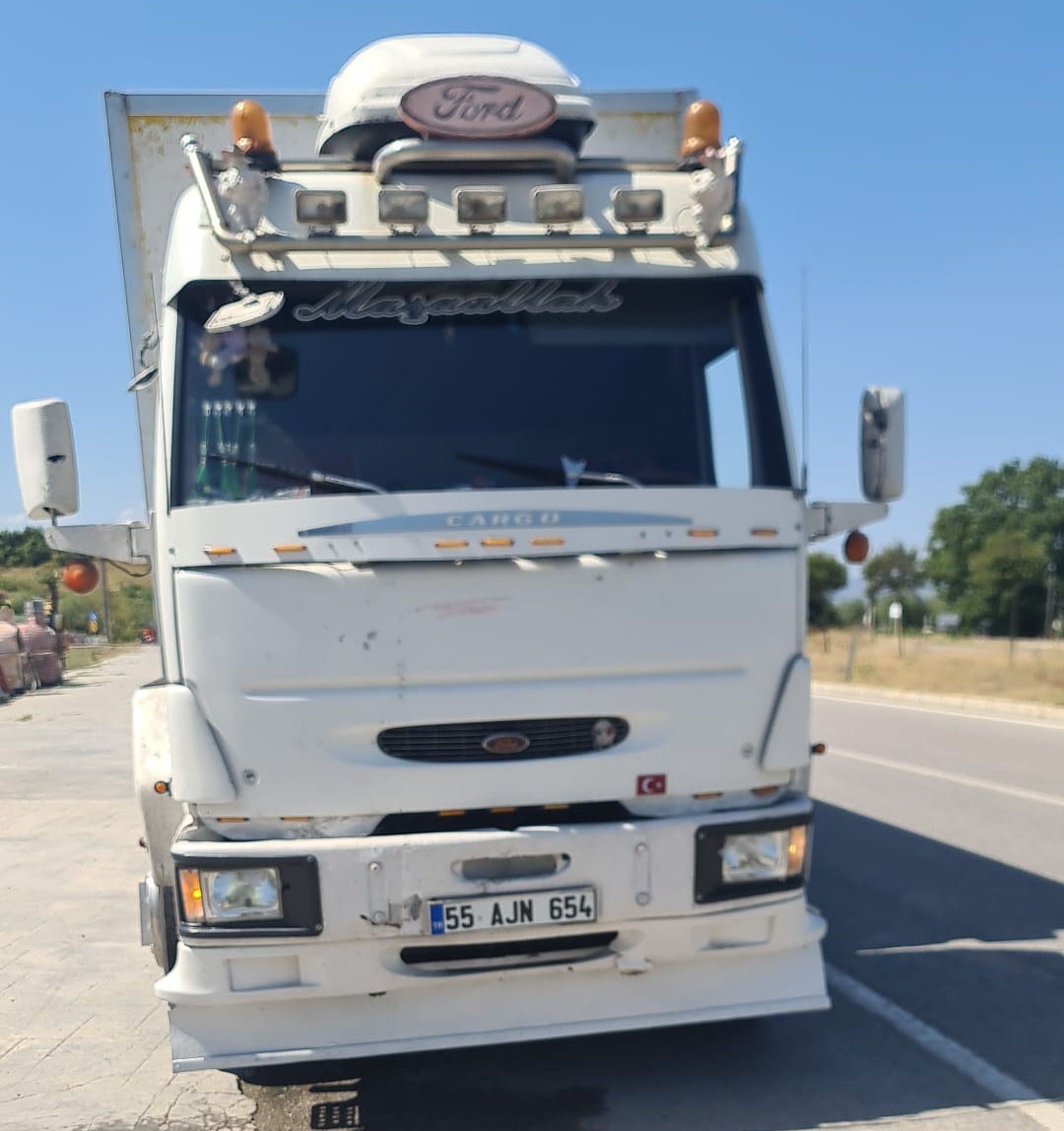 Samsun Alaçam’da 15 dakika arayla iki kaza kamerada 