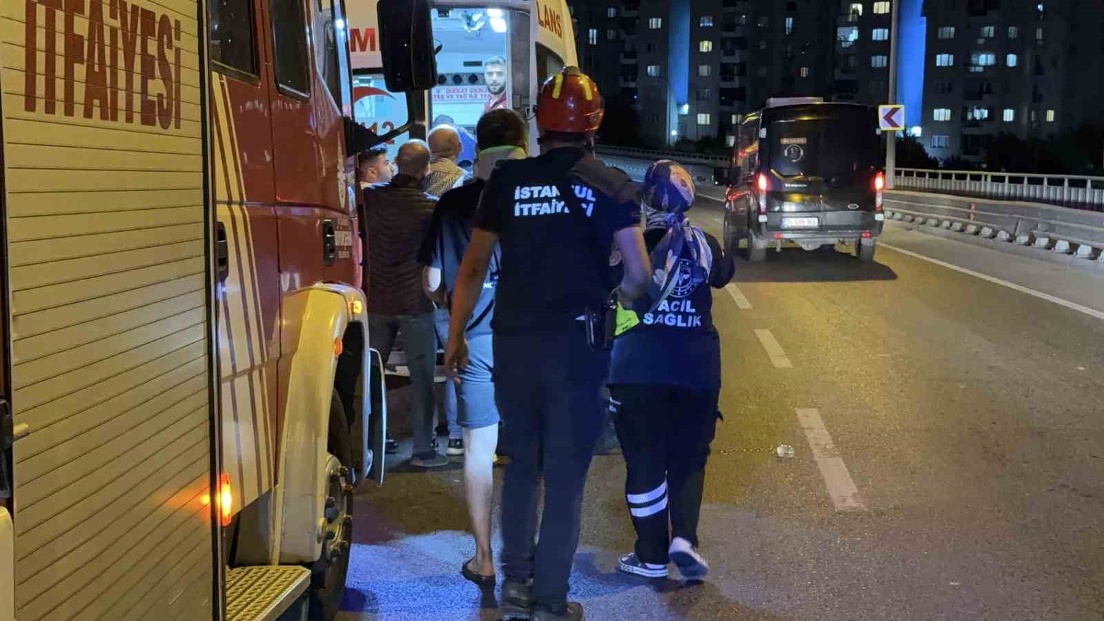 Arnavutköy’de feci kaza: 3 yaralı 