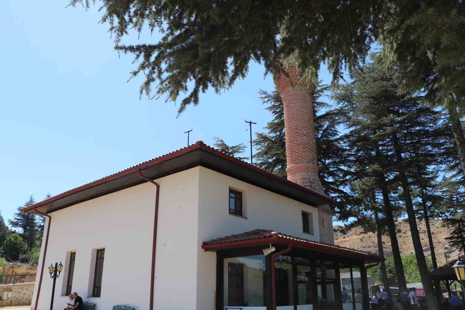 Karacaşehir Camii’nde Osman Gazi’nin ismi yeniden yankılandı 