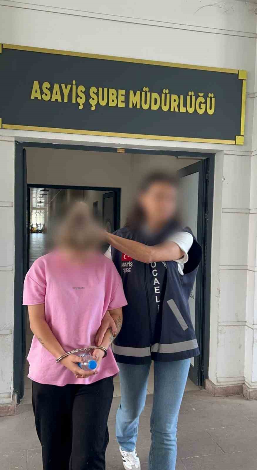 Sahte kamu görevlisi oyununu polis bozdu 