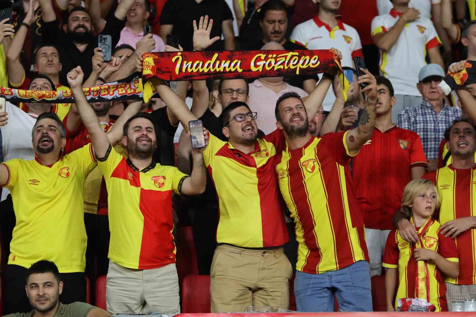 Trendyol Süper Lig: Göztepe: 0 - Konyaspor: 0 (İlk yarı) 