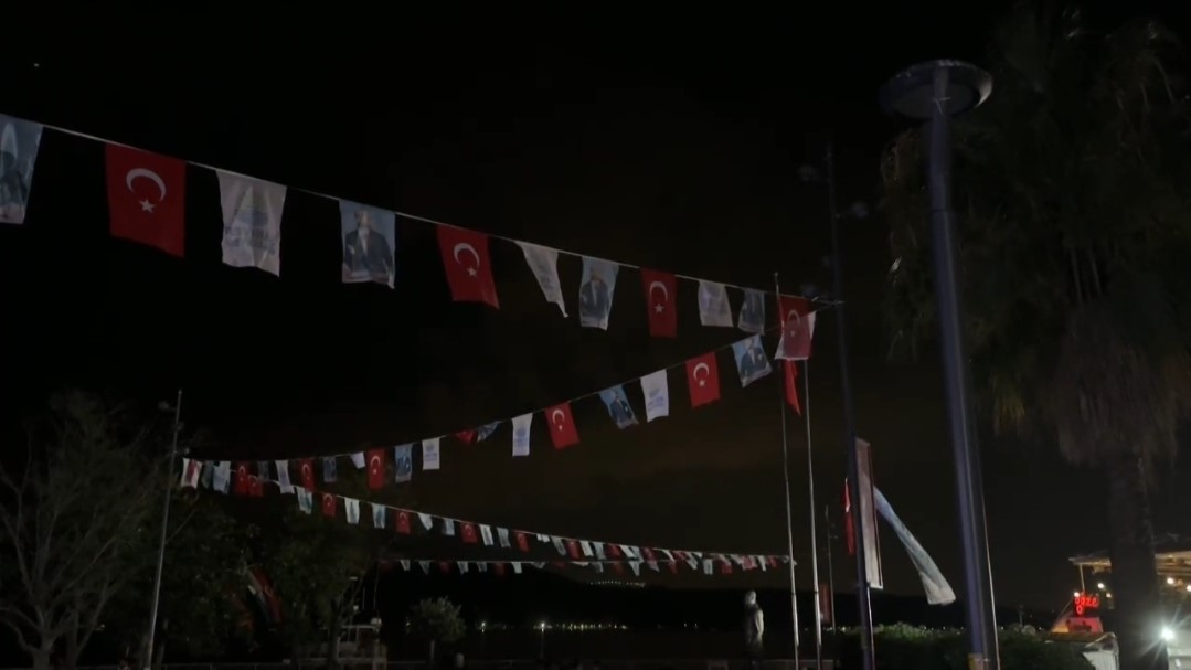 Sarıyer Belediyesi usulsüz kullanım yaptı: Cumhuriyet Meydanı’nda elektrikler kesildi 