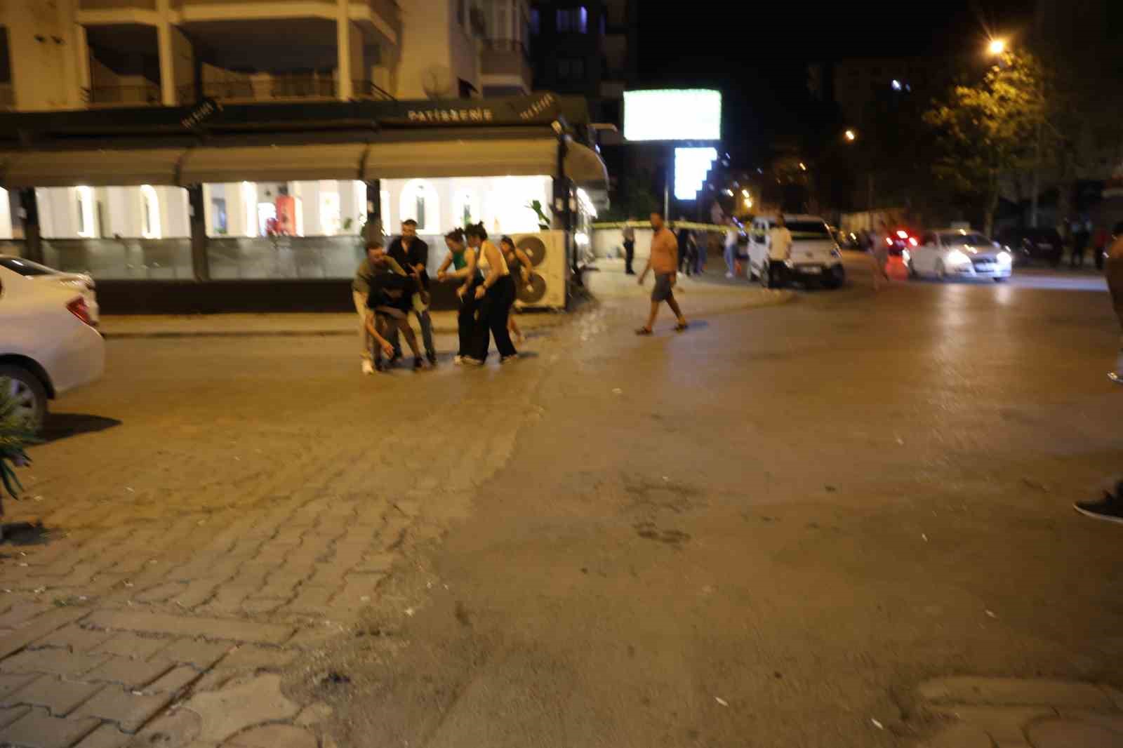 Kafeyi önce motosikletle, şimdi de otomobille gelip kurşunladılar 