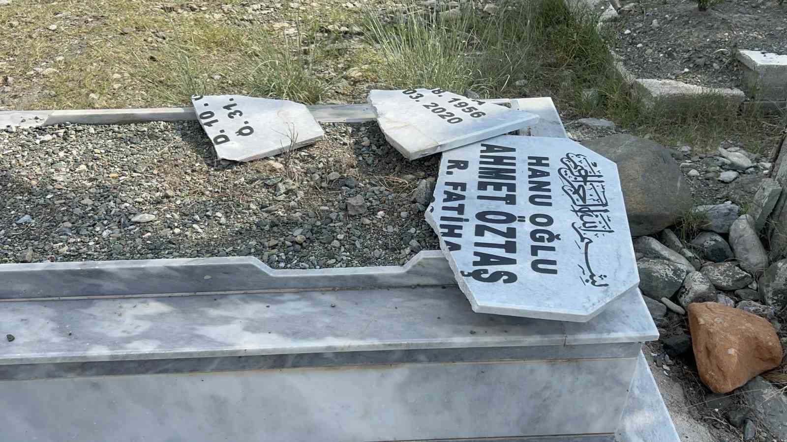 Merak konusu olan mezar taşlarına zarar verilmesinin altından bambaşka gerçek çıktı 