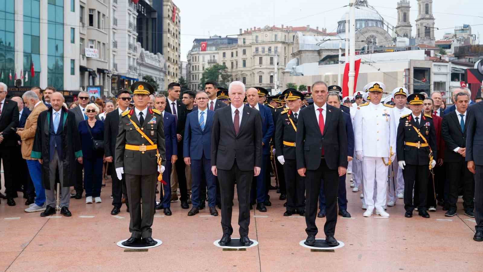 Taksim Meydanı’nda 30 Ağustos Zafer Bayramı töreni 