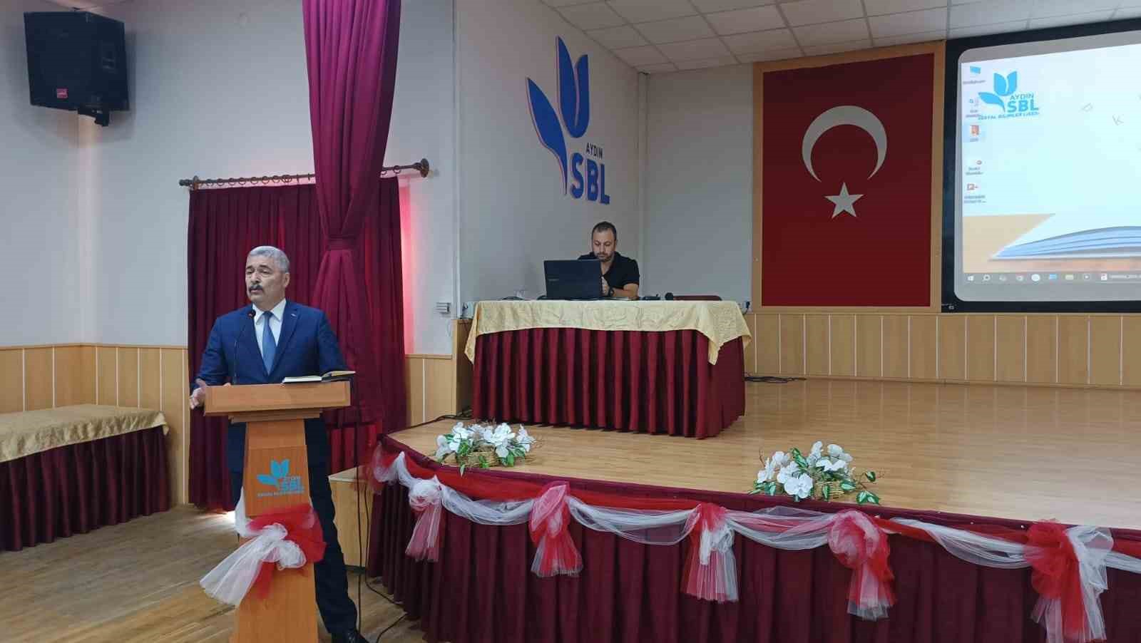 Efeler’de yeni eğitim yılı vurgusu 