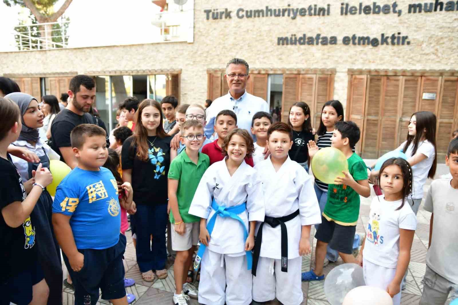 Alaşehir Belediyesi rekora koştu 