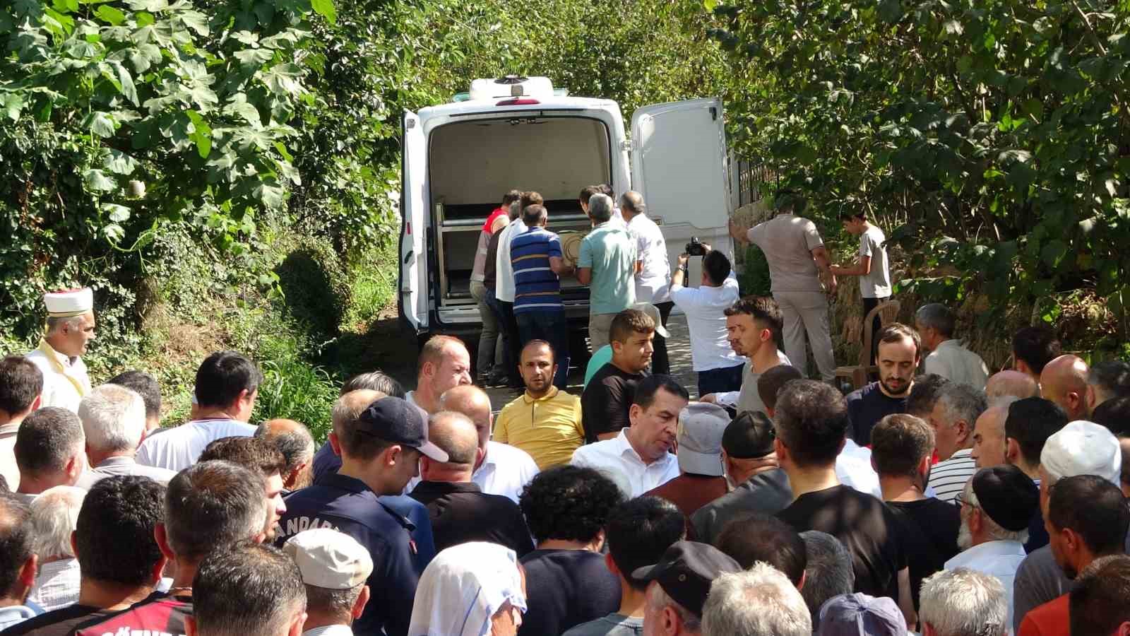 Ordu’da patpat kazasında ölen aynı aileden 4 kişi toprağa verildi 