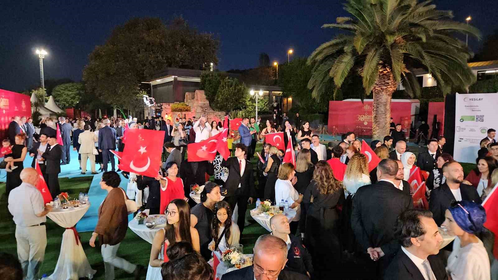 İstanbul Valiliği tarafından 30 Ağustos Zafer Bayramı resepsiyonu düzenlendi 