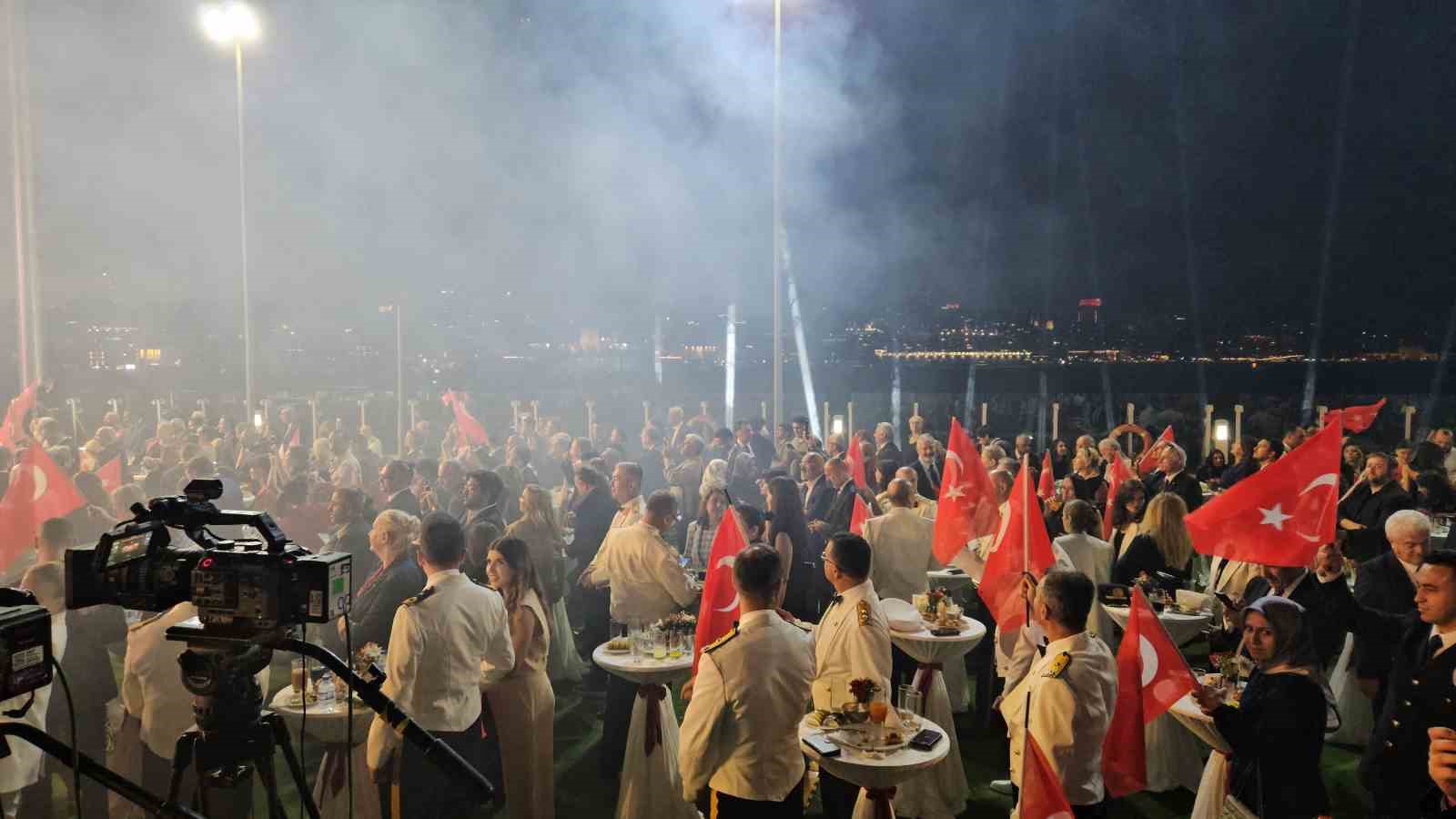 İstanbul Valiliği tarafından 30 Ağustos Zafer Bayramı resepsiyonu düzenlendi 