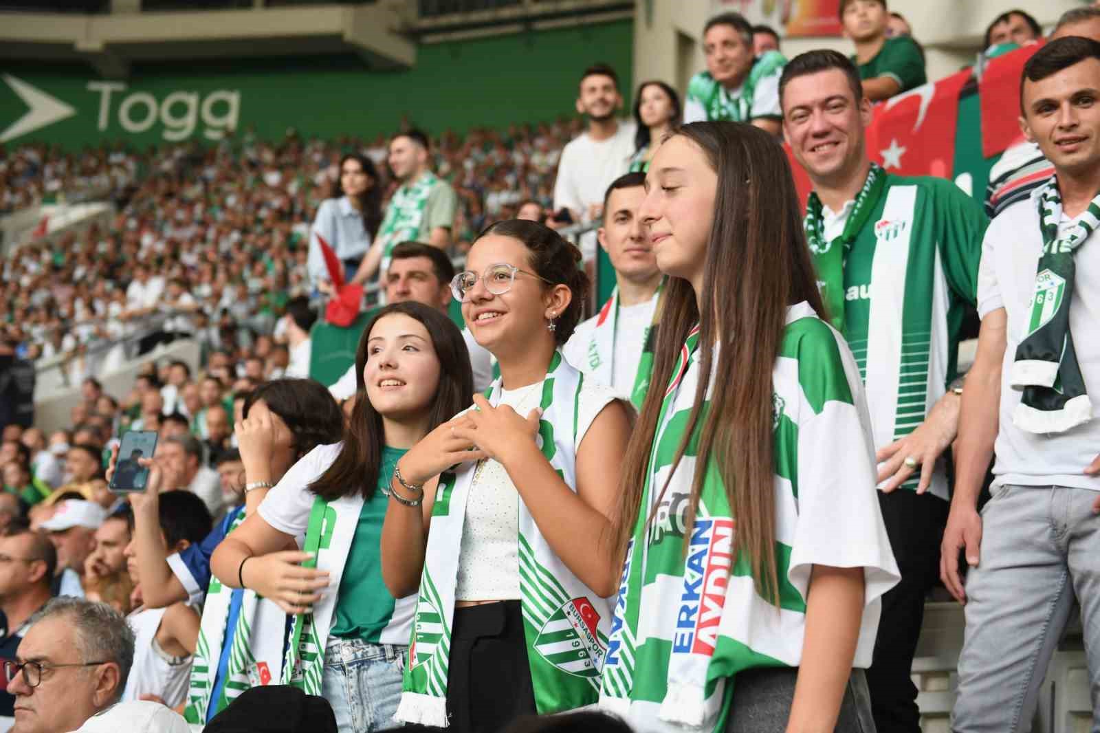 Osmangazi Belediyesi’nden Bursaspor’a taraftar desteği 