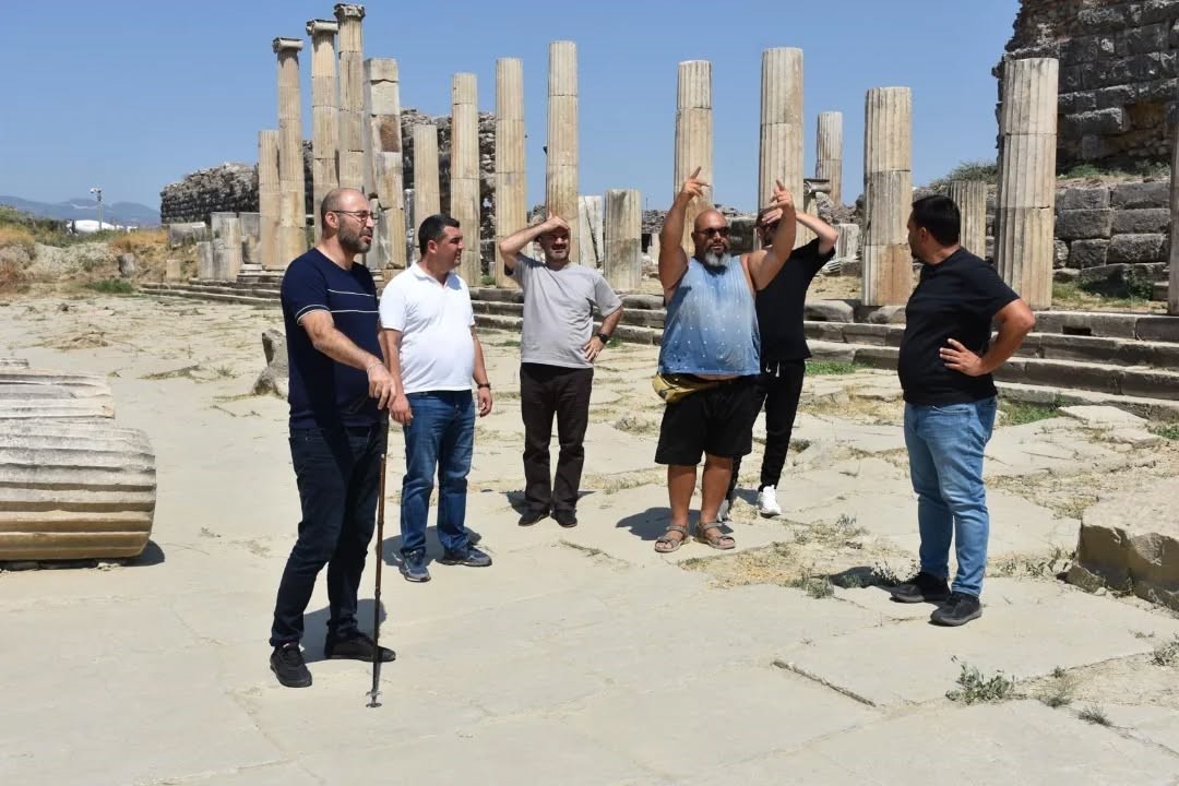 Başkan Zencirci, Magnesia Antik Kenti çalışmalarını inceledi 