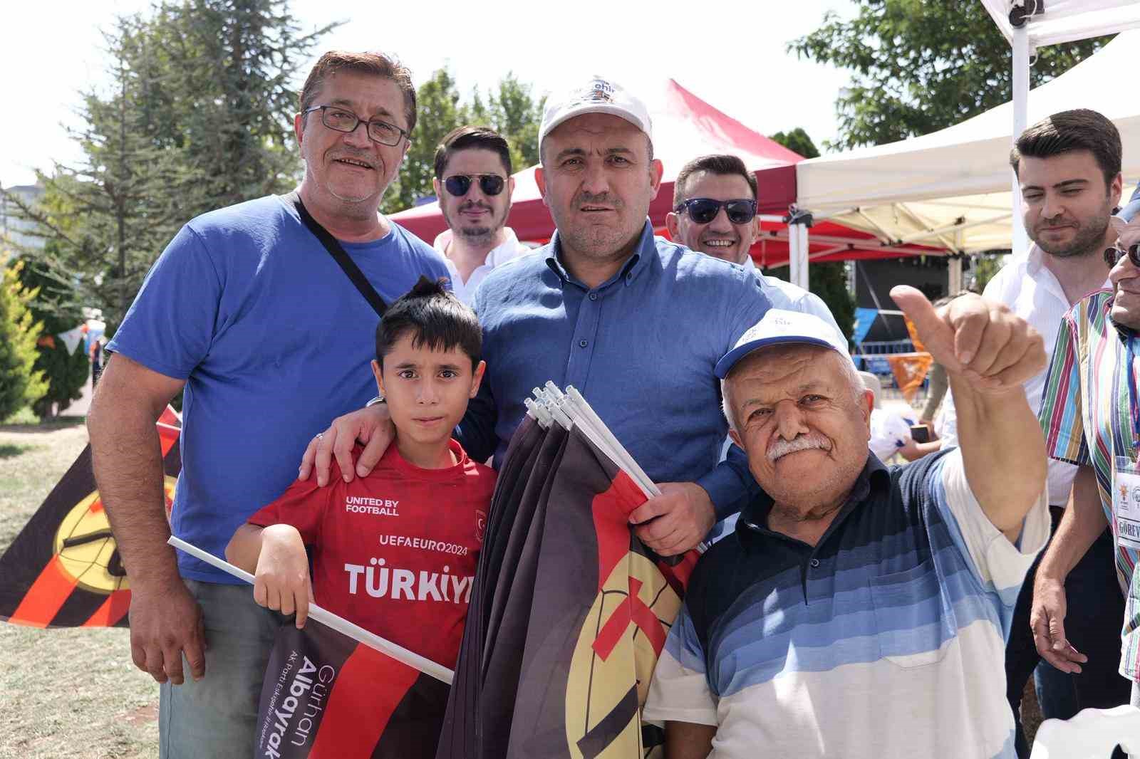 AK Parti’nin 24’üncü kuruluş yıl dönümü sebebiyle pinnik düzenlendi 