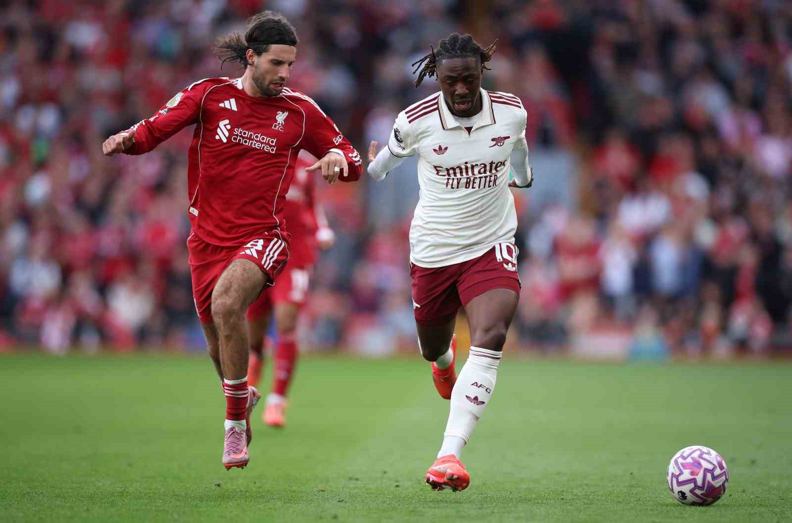 Liverpool, Arsenal’i tek golle geçti 