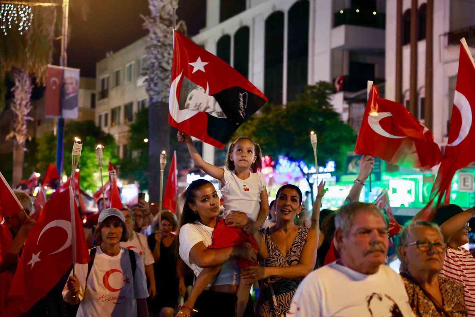 Didim’de Zafer Bayramı coşkusu 