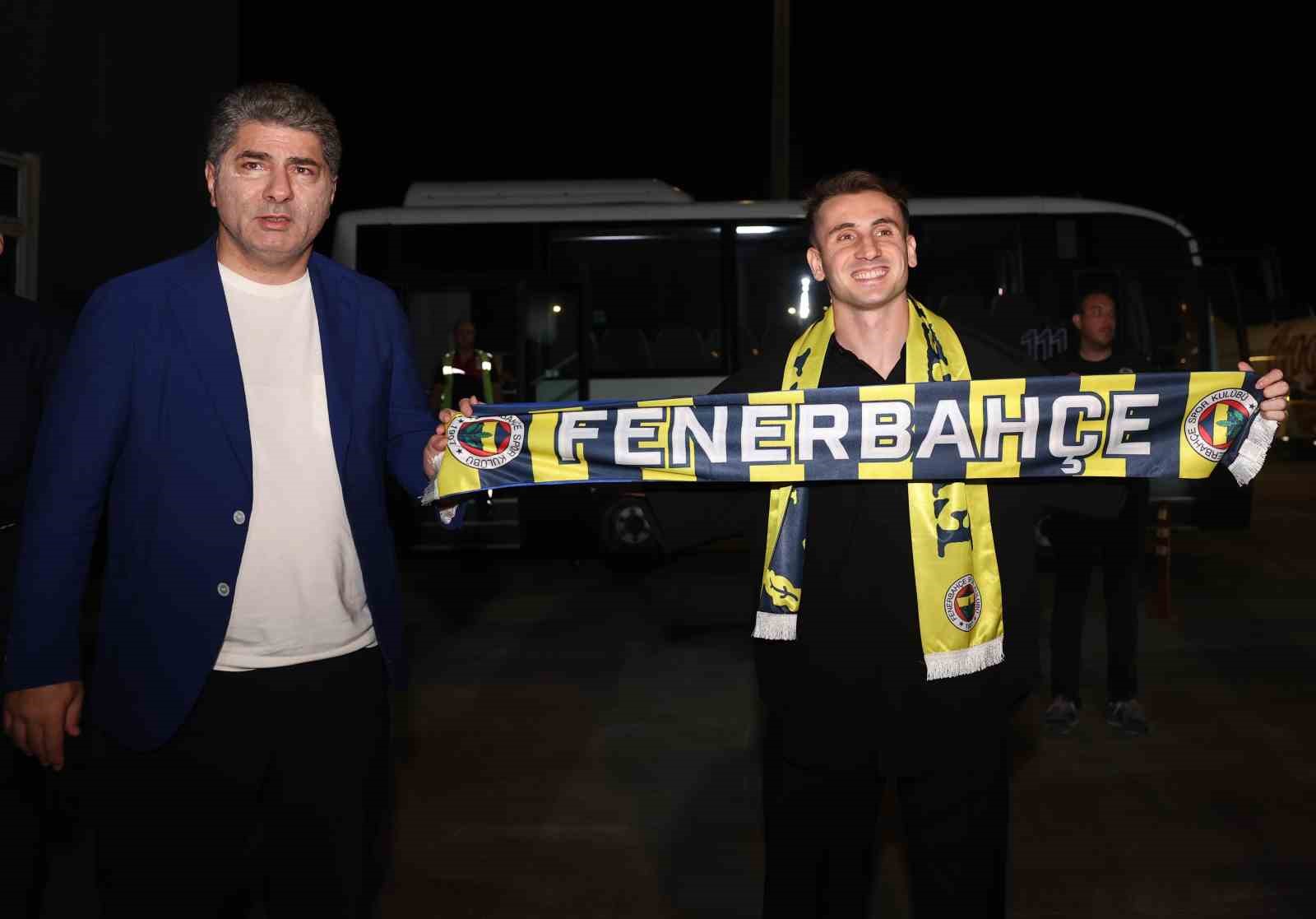 Kerem Aktürkoğlu, Fenerbahçe için İstanbul’da 