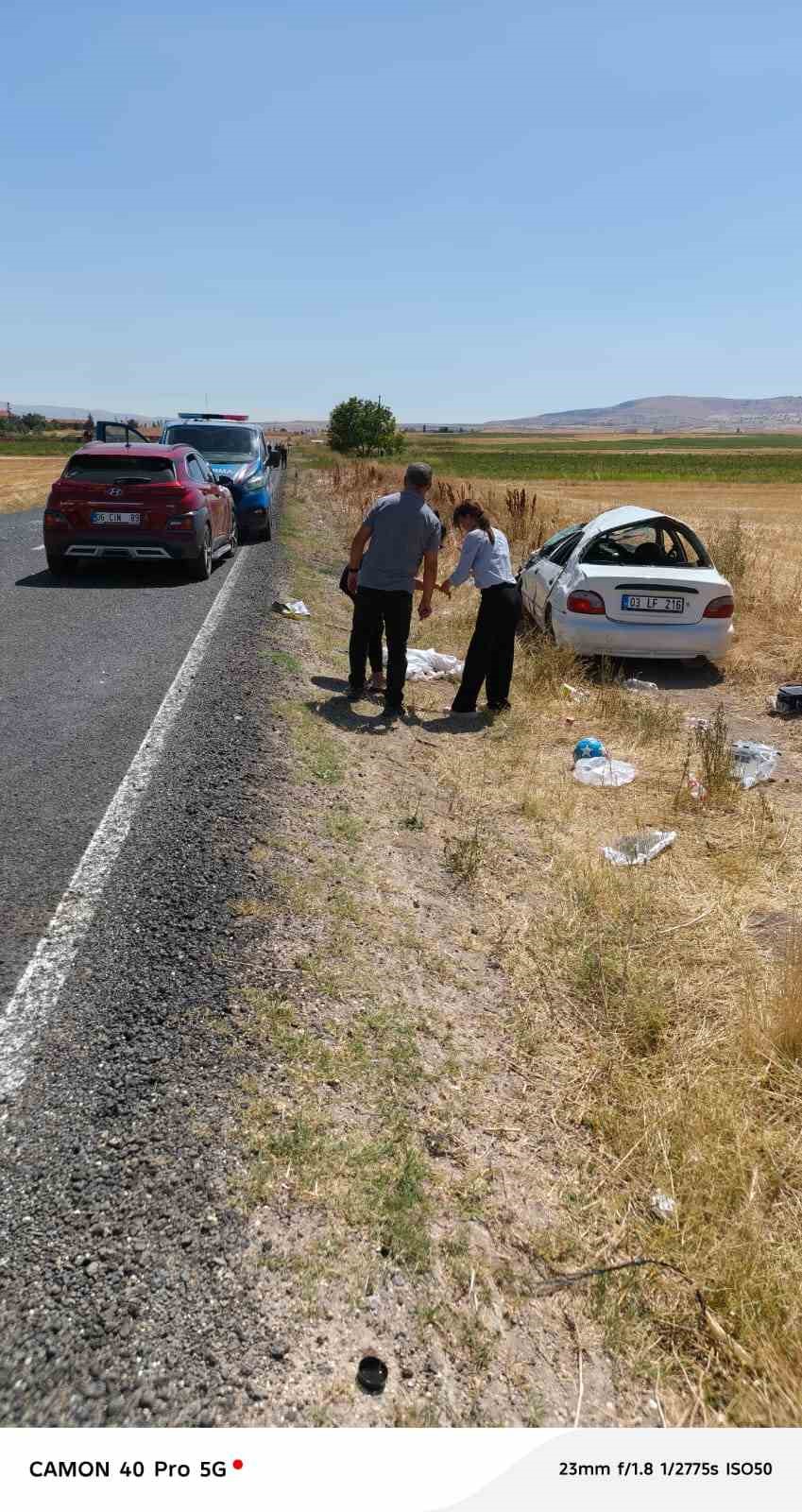 Takla atan otomobilde 4 kişi yaralandı 