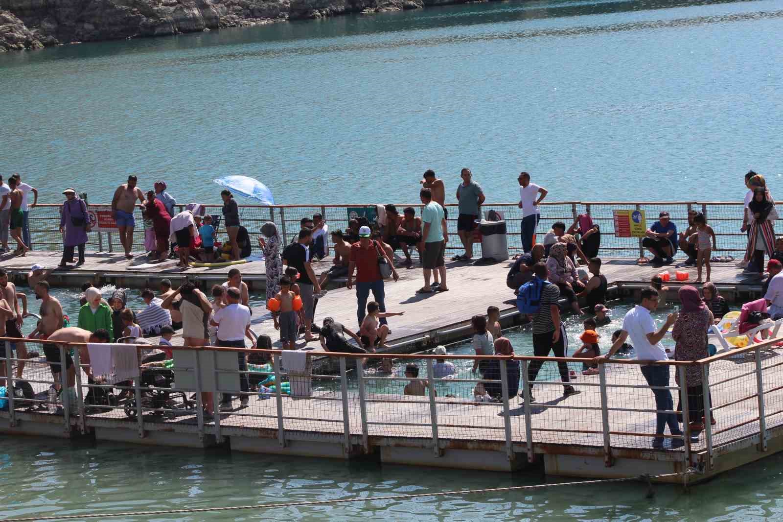 Konya’daki Acıgöl’e ziyaretçi akını 