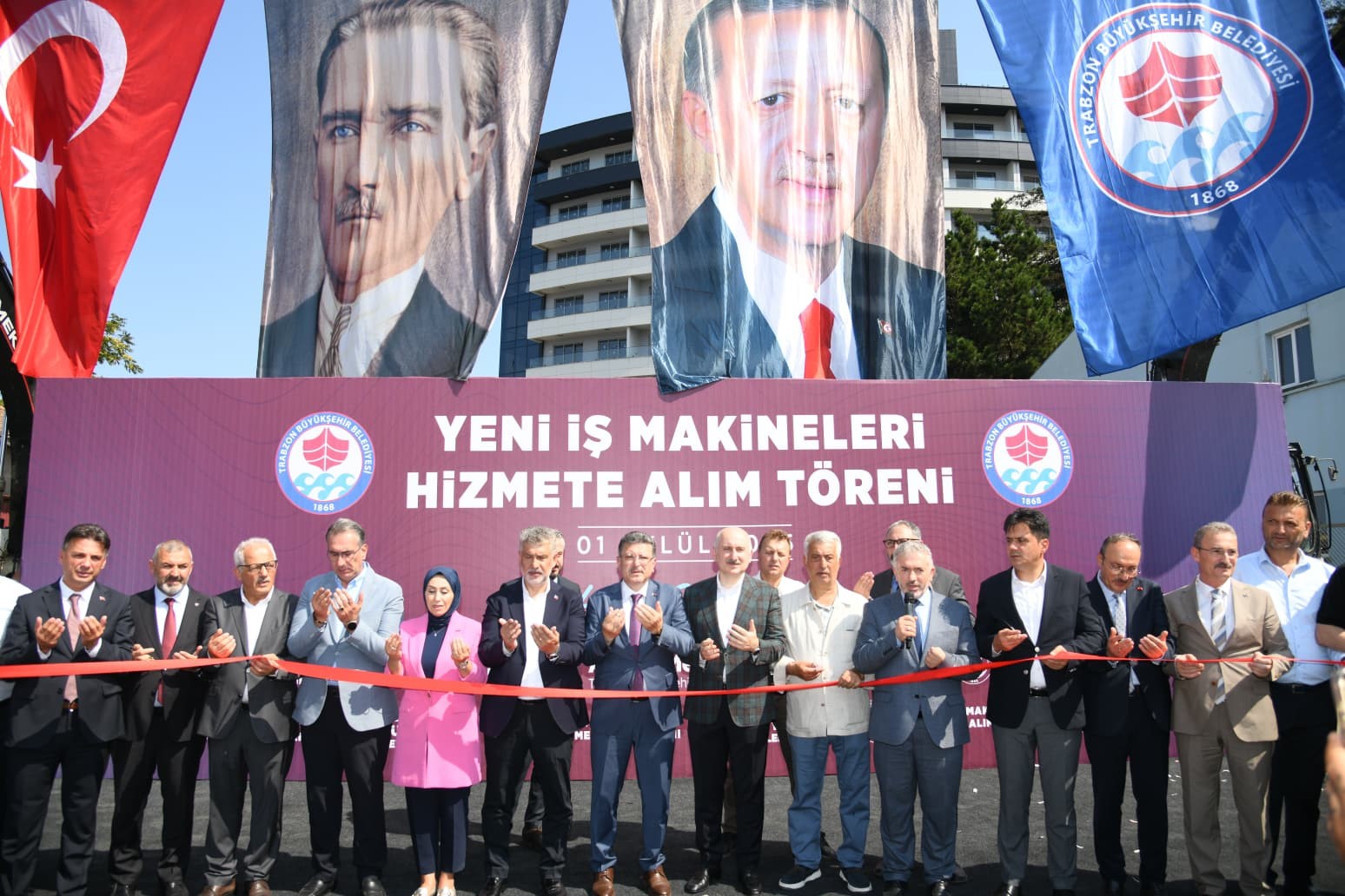 Trabzon’da 17 yeni iş makinesi daha hizmete alındı 