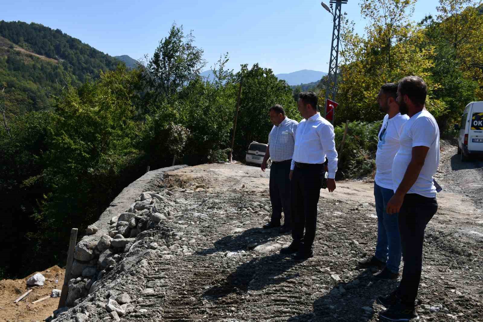 Sinop’ta çöken yol onarıldı 
