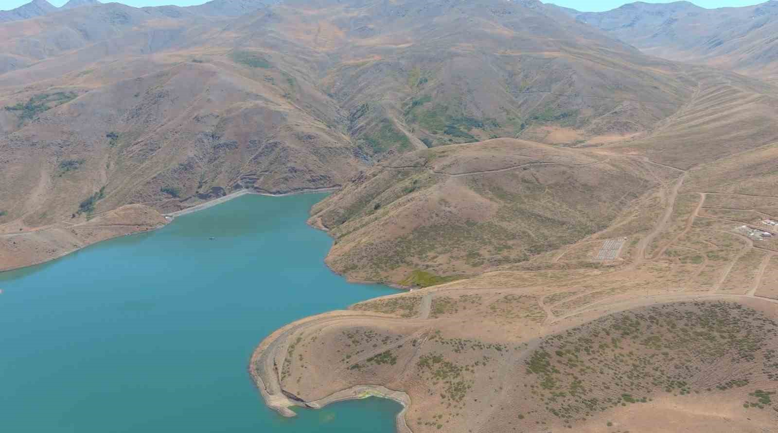 Turnaçayırı Barajı sulamasıyla Erzincanlı çiftçinin yüzü gülecek 