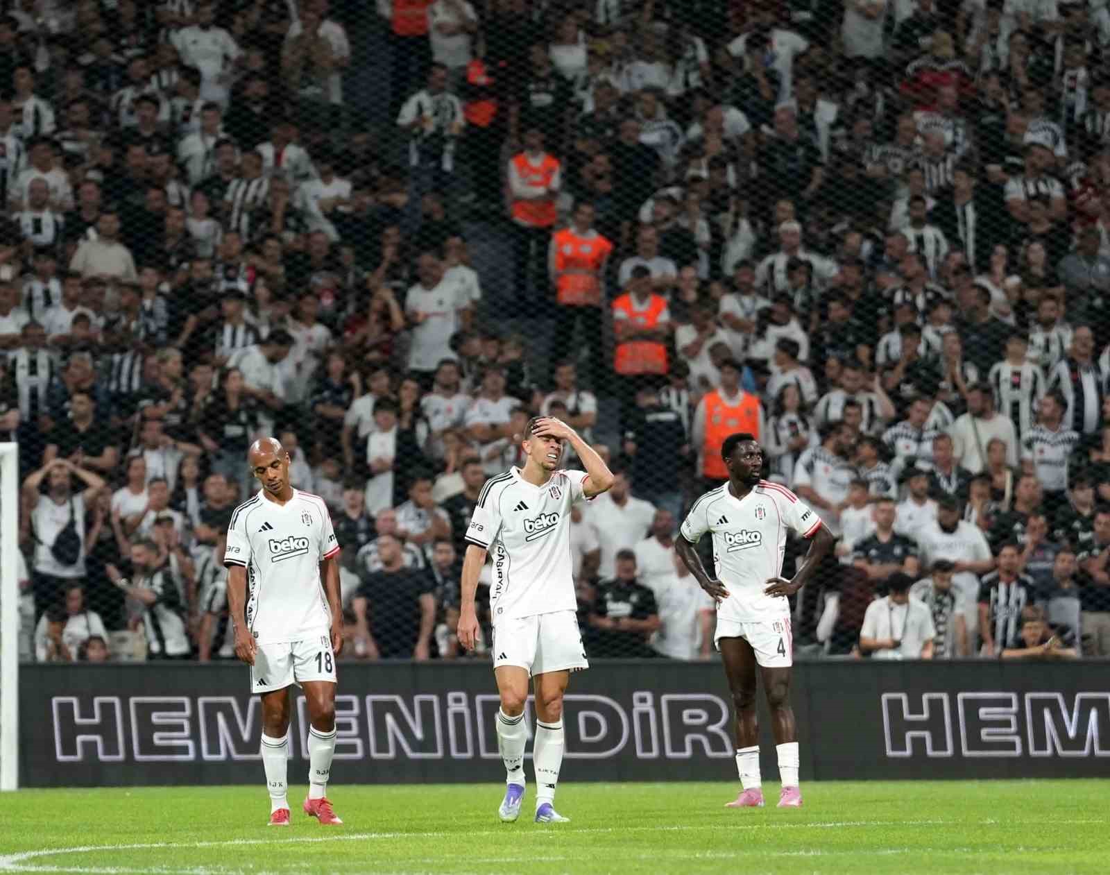 Beşiktaş’tan son yılların en kötü savunma performansı 