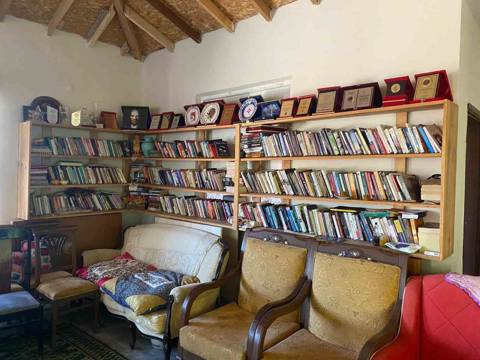 Köy kadınlarından kitap okuma etkinliği 