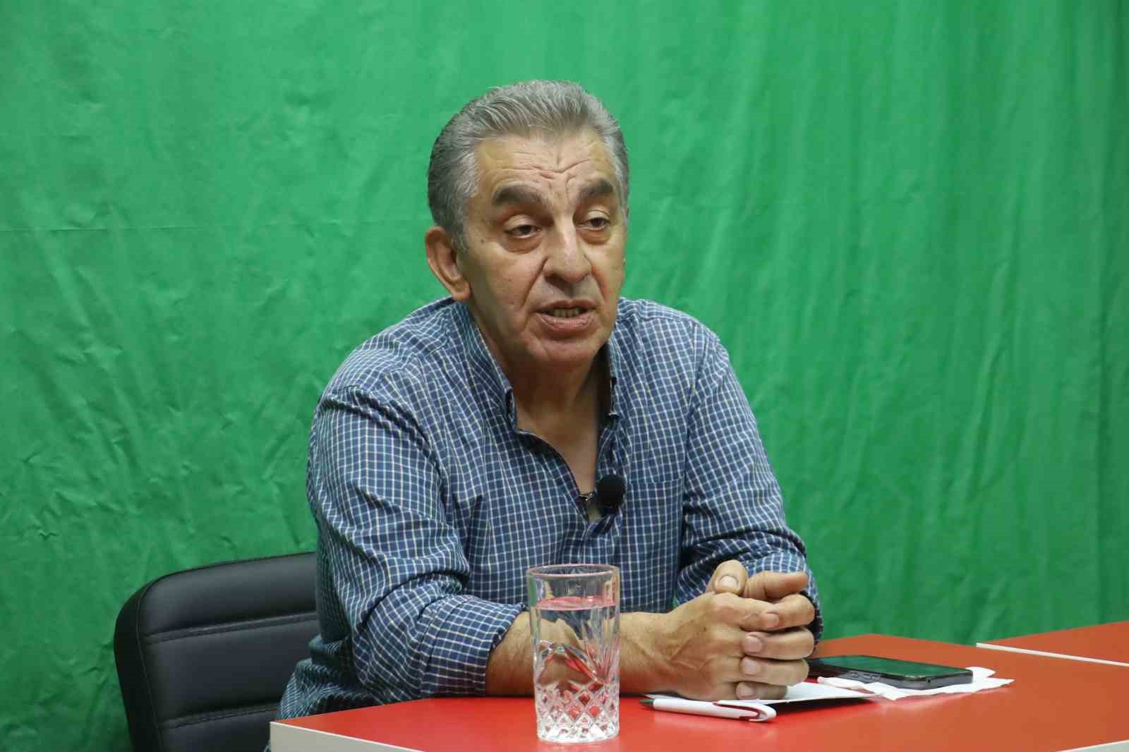 2 saat planlanan program 3 dakika sürdü, moderatör ne yapacağını şaşırdı 