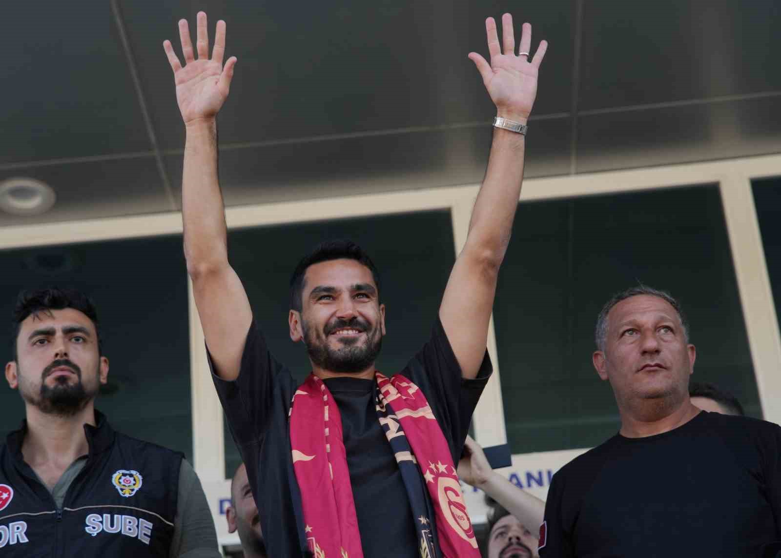 Galatasaray’ın yeni transferi İlkay Gündoğan, İstanbul’a geldi 