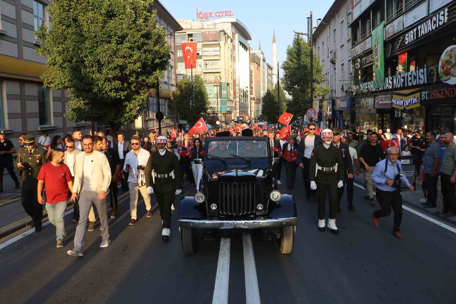 Sivas kongresinin 106. yıl dönümü etkinlikleri kutlanmaya başlandı 