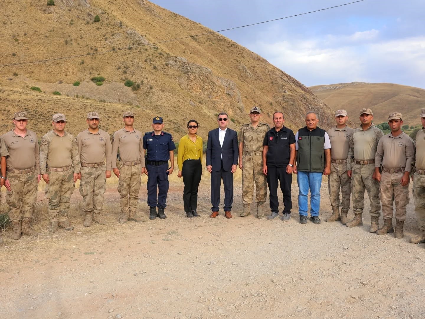 Bayburt’ta örtü yangını söndürüldü 