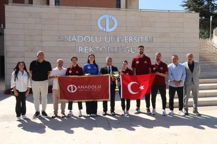 Anadolu Üniversitesi büyük bir başarıya imza attı 