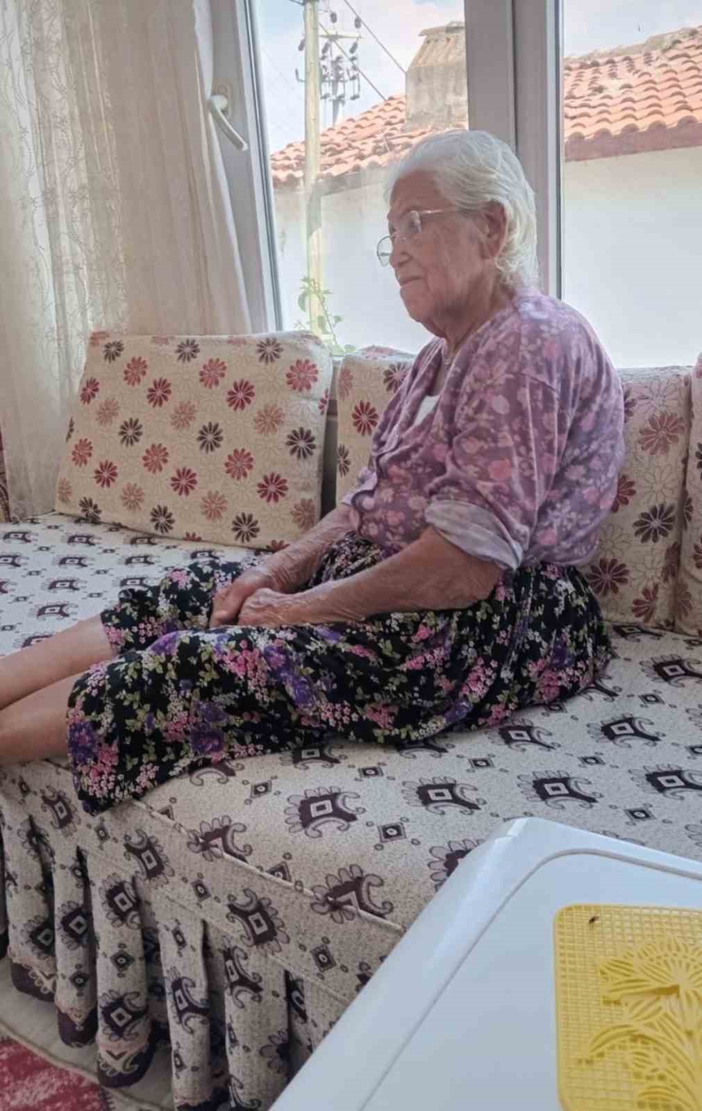 Alzheimer hastası kadın her yerde aranıyor 