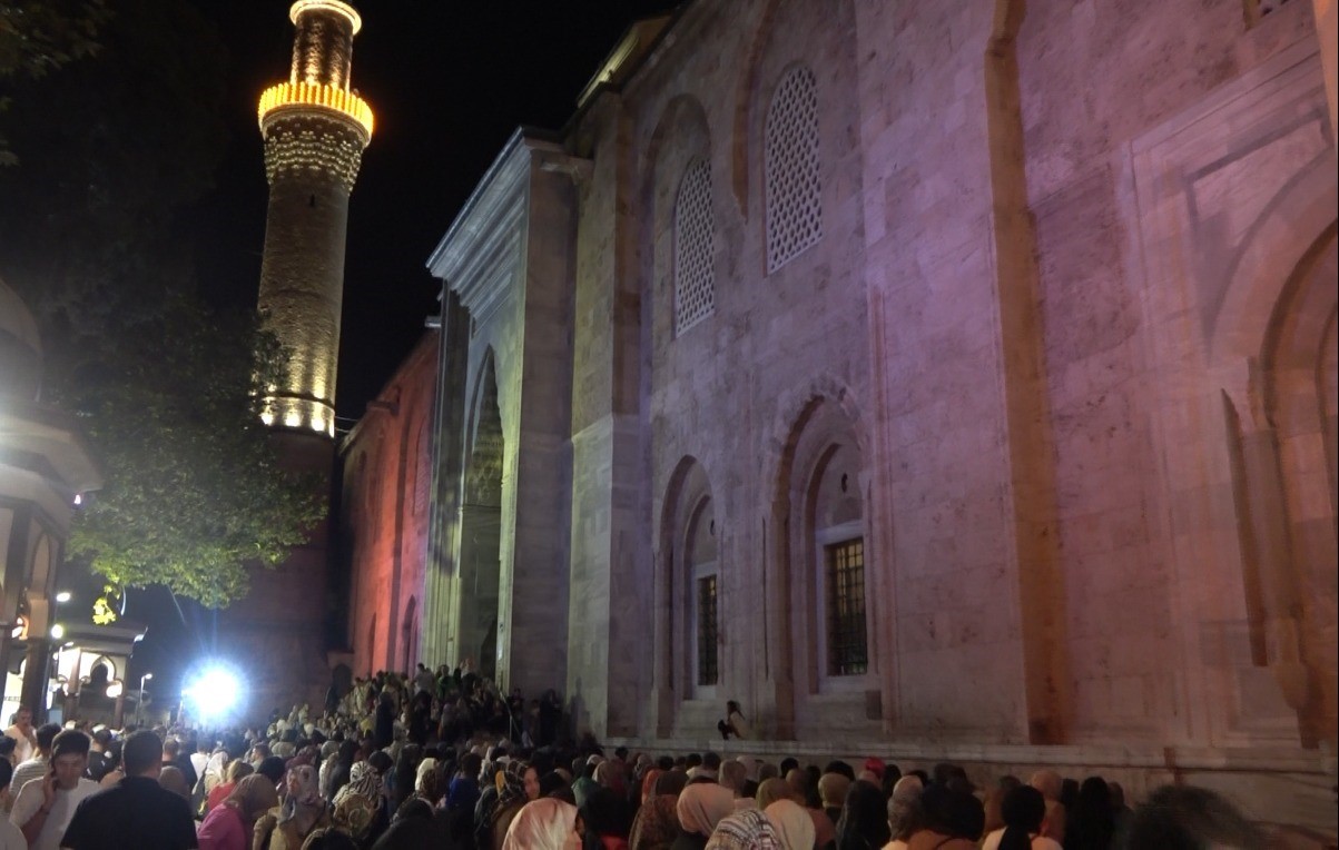 Bursa’da Mevlid Kandili manevi bir atmosferde idrak edildi 