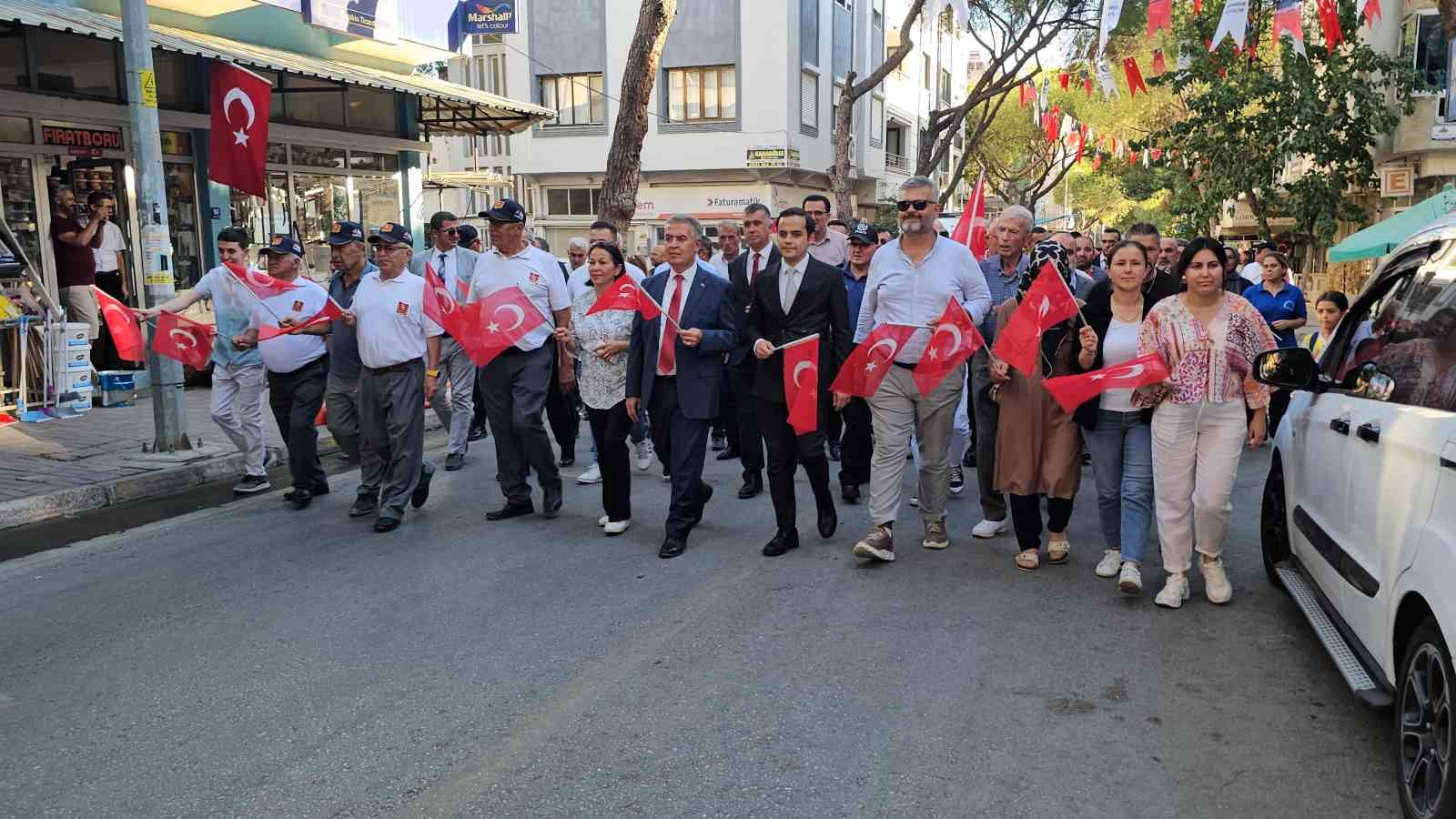 Buharkent’te kurtuluş günü kutlandı 