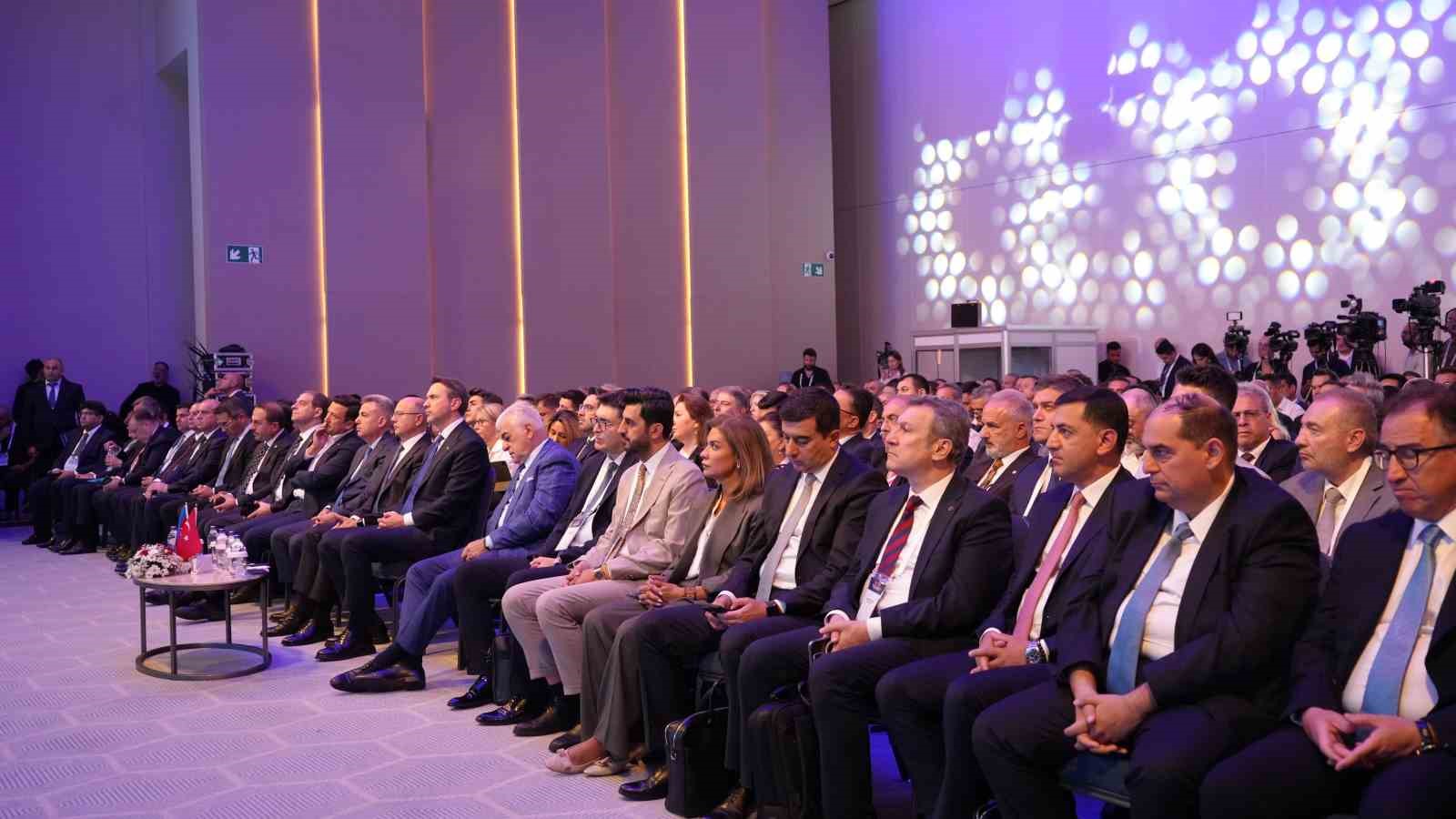 Türkiye-Azerbaycan 4. Enerji Forumu İzmir düzenlendi 